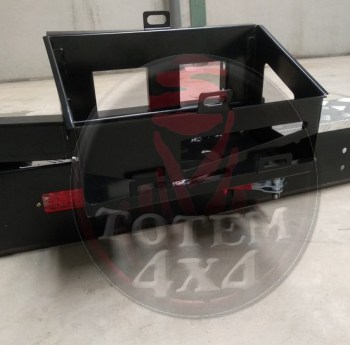 Parachoque trasero con doble soporte de rueda y de bidon Toyota 80